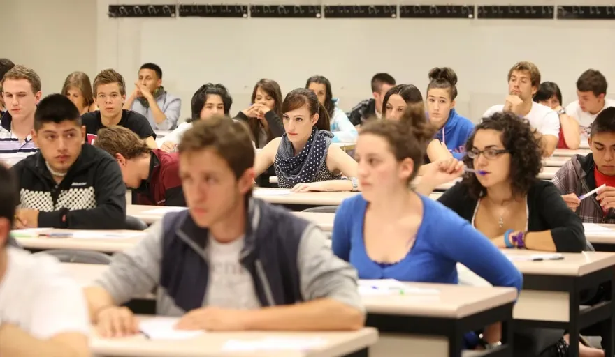 20230723194129_educacion