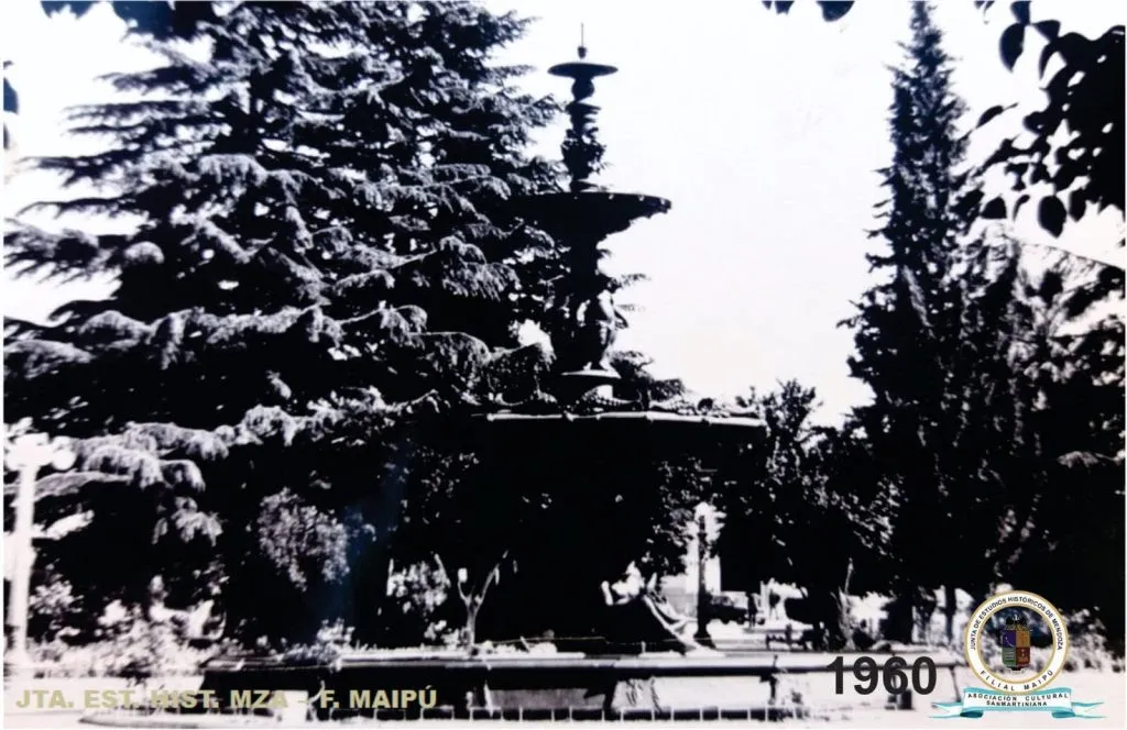 Plaza-12-de-Febrero-Maipu-4-1024x664