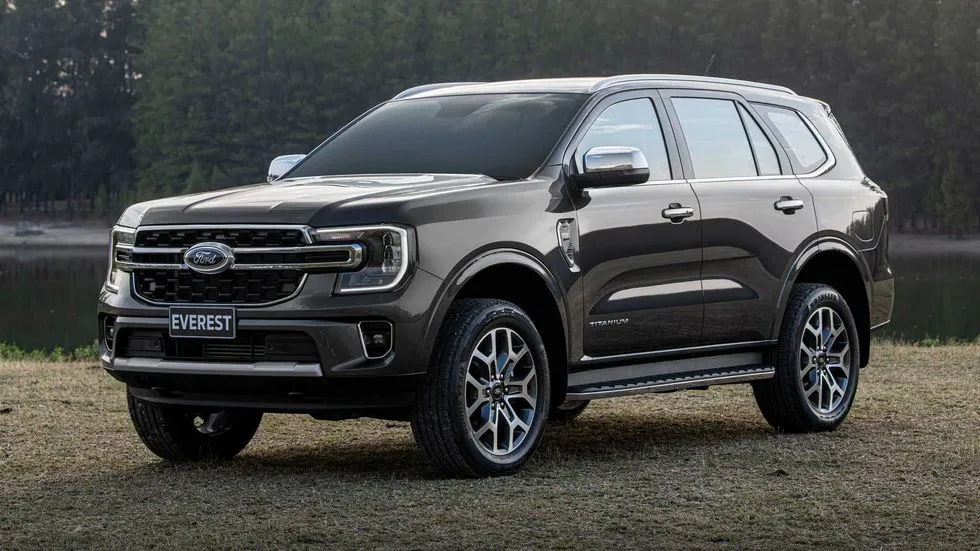 ford-everest-2023-