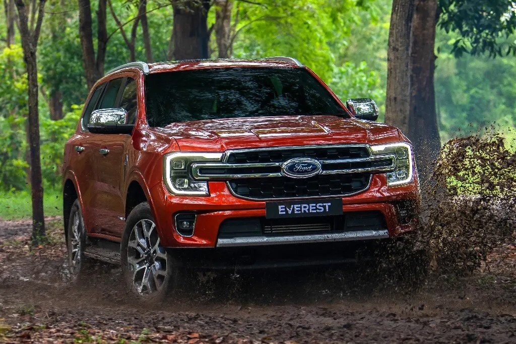 Next-Gen-Everest-Titanium-Front-3